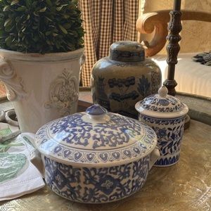 Chinoiserie Blue and White porcelain  dish.